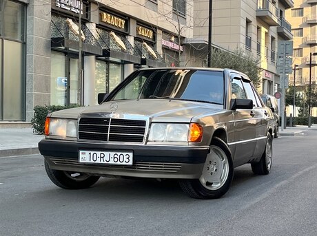 Mercedes 190