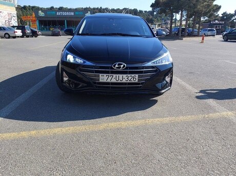 Hyundai Elantra 2020