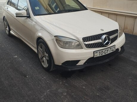 Mercedes C 200