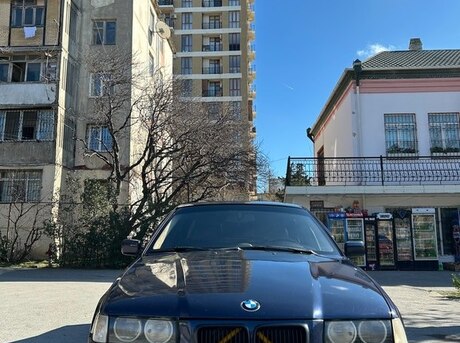 BMW 320 1995