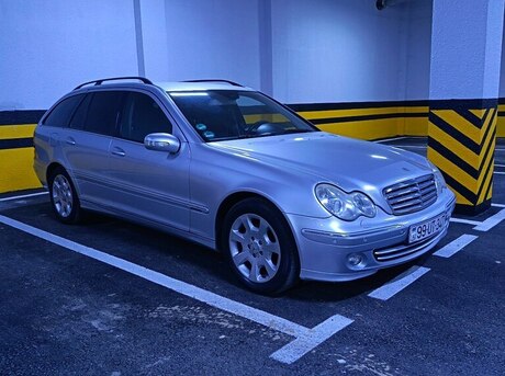 Mercedes C 220