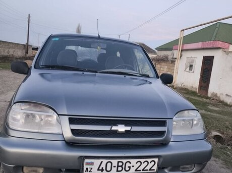 Chevrolet Niva 2005