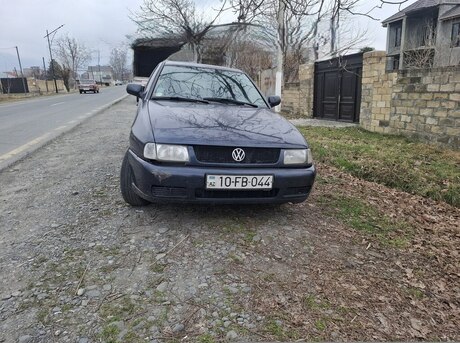 Volkswagen Polo 1998