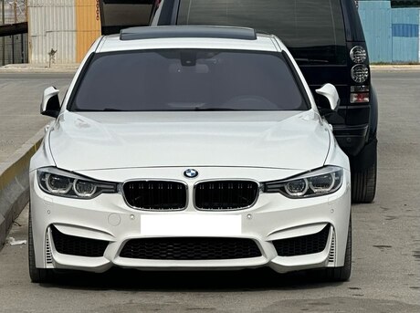 BMW 330