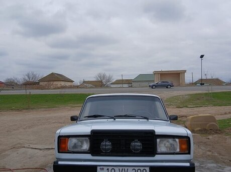 LADA (VAZ) 2107