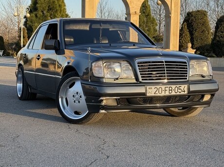 Mercedes 220 E 1994