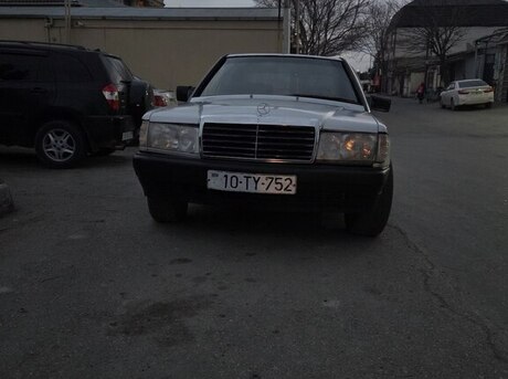Mercedes 190 1993