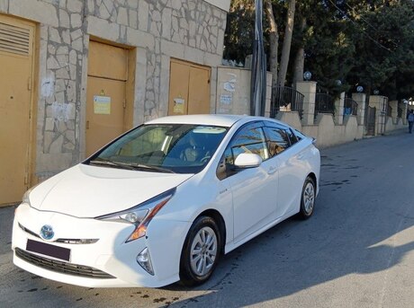 Toyota Prius 2017