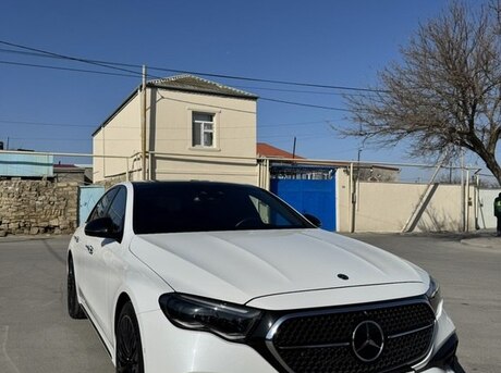Mercedes E 300 e 4MATIC