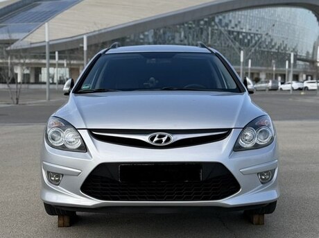 Hyundai i30 2011