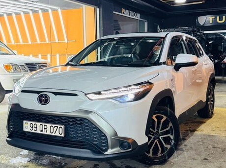 Toyota  2025