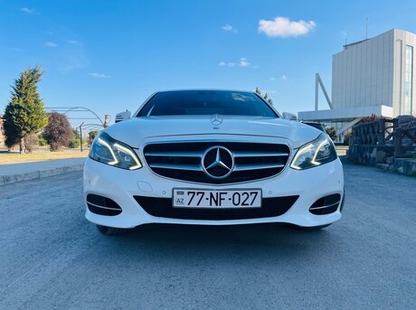Mercedes E 220
