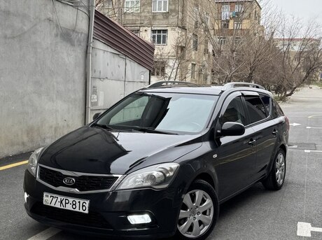 Kia  2011
