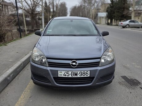 Opel Astra 2004