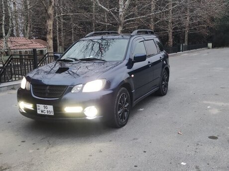 Mitsubishi Airtrek 2002