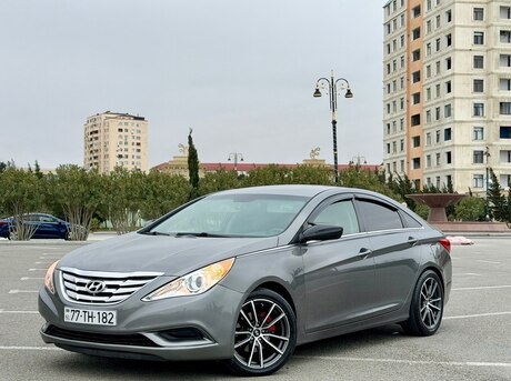 Hyundai Sonata 2012