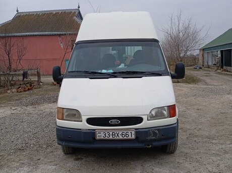 Ford Transit 2000