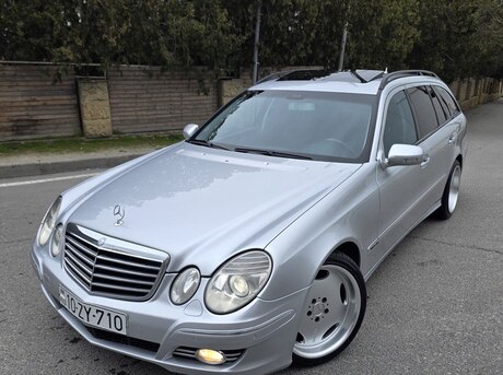 Mercedes E 220