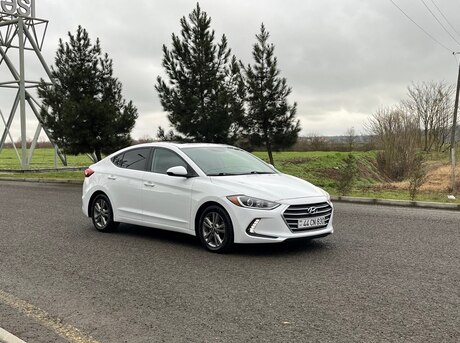 Hyundai Elantra 2017