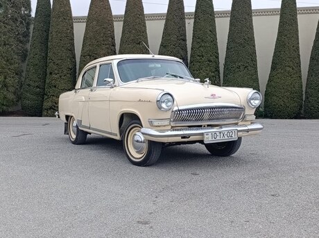 GAZ 21 "Volga"