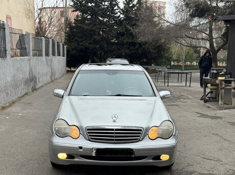 Mercedes C 240 2001