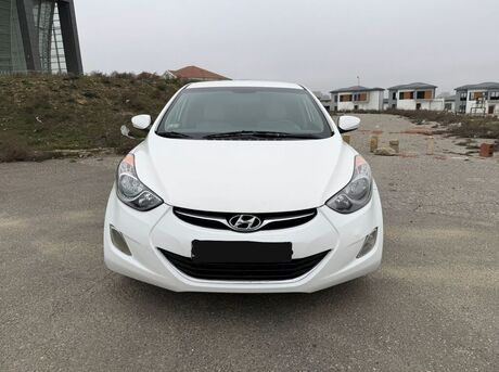 Hyundai Elantra 2013