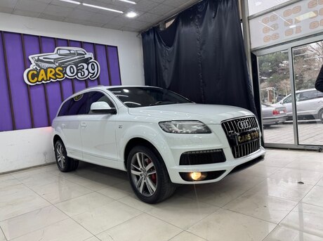 Audi Q7