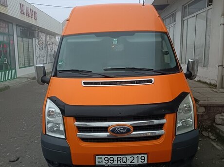Ford Transit 2011
