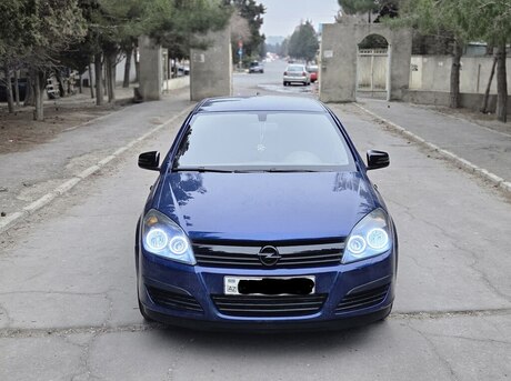 Opel Astra 2005