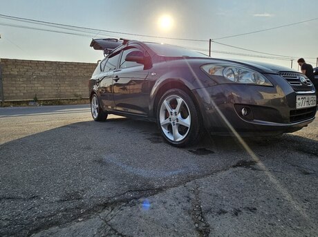 Kia  2008