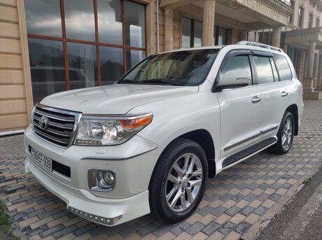 Toyota Land Cruiser 2013