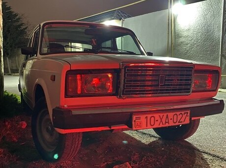 LADA (VAZ) 2107 2005