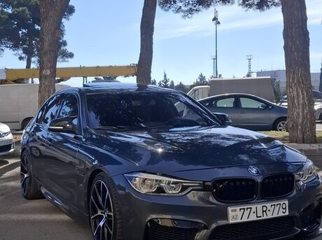 BMW 330