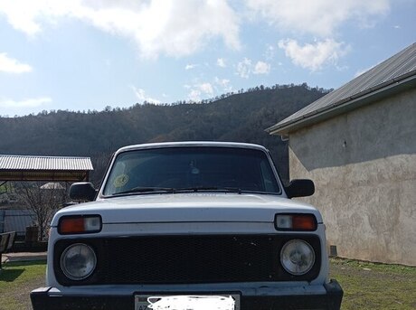 LADA (VAZ) Niva 1989