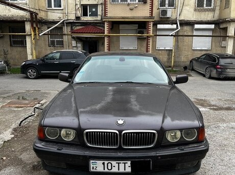 BMW 735