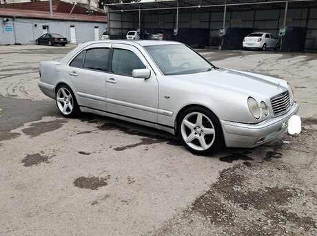 Mercedes E 240 1998