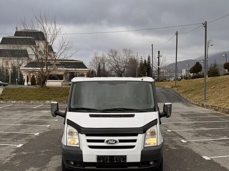 Ford Transit 2009