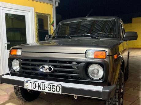 LADA (VAZ) Niva