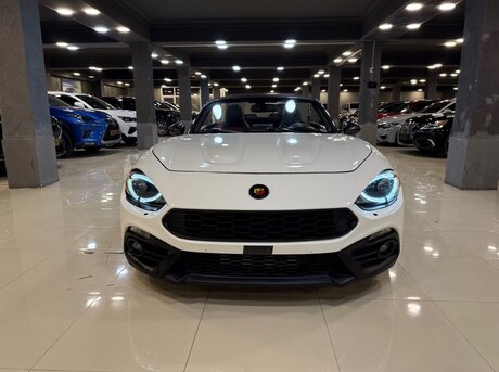 Fiat 124 Spider
