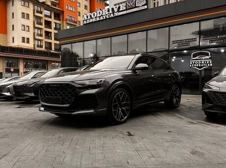 Audi RS Q8 Performance