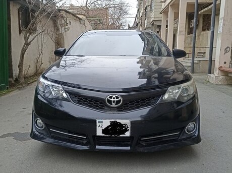 Toyota Camry 2011