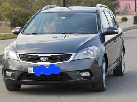 Kia  2011
