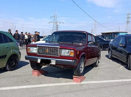 LADA (VAZ) 2107 2003