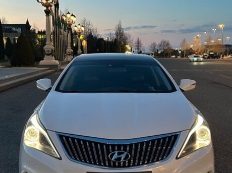 Hyundai Grandeur 2012