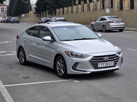 Hyundai Elantra 2018