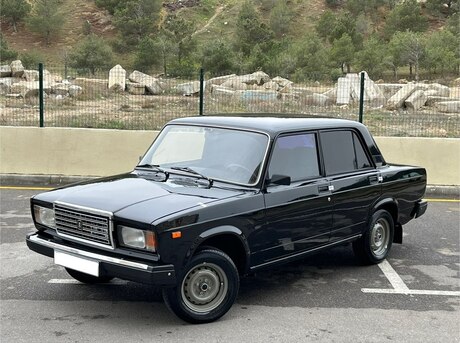 LADA (VAZ) 2107 2010