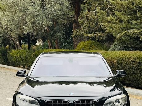 BMW 750