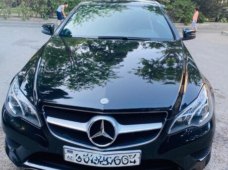 Mercedes E 200