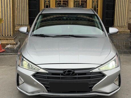 Hyundai Elantra 2020