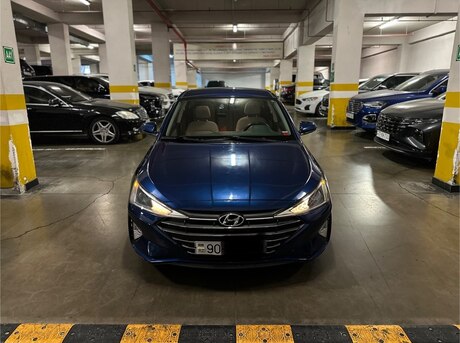 Hyundai Elantra 2020